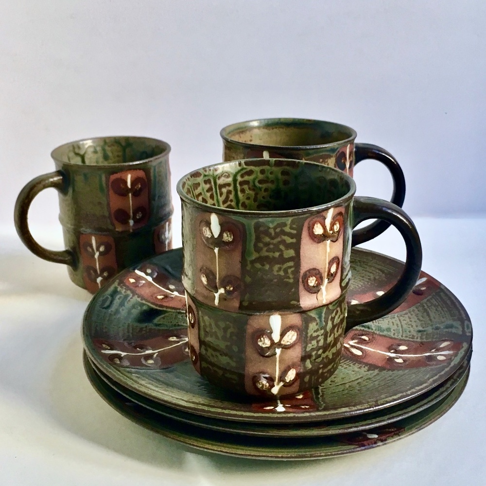 Vintage Set for 3 Handcrafted Olive & Mauve Ceramic Mugs and Plates
